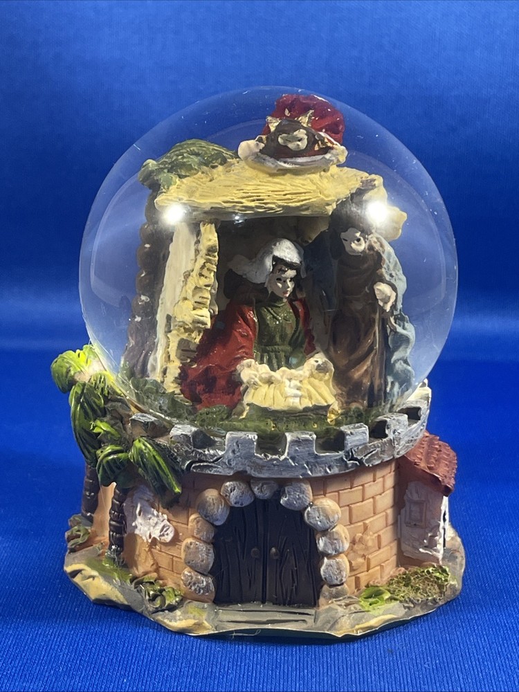 Tinsel & Elves 3.3” Nativity Snow Globe
