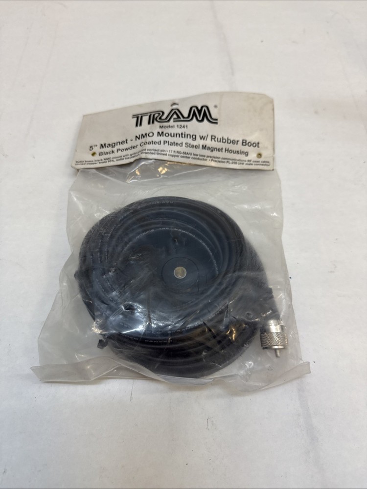 Tram 1241 5 NMO Magnet Mount , Black