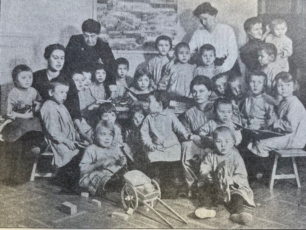 1916 Russian People illustrated