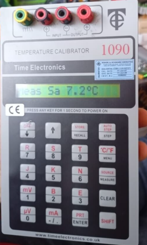 TIME ELECTRONICS TEMPERATURE PORTABLE CALIBRATOR 1090- TRIED & TESTED / NO ACCS.