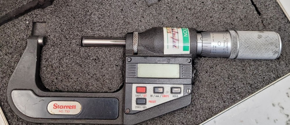 Starrett No 733 - 1-2" Electronic Micrometer