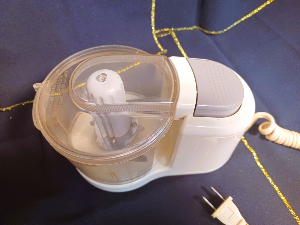 Black & Decker Handy Chopper Plus HC3000 - TESTED