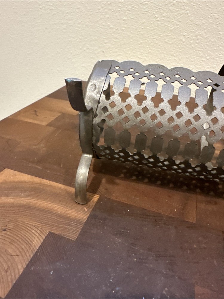 Vtg Leonard? Silver Plated Footed Biscuit Cracker Holder Basket Shell Nautical