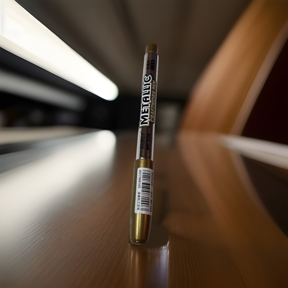 Baoke Bold Medium 1.5mm Permanent Marker Metallic Gold