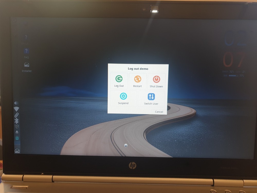 Linux MX V25.1, Xfce, 64-bit, Bootable Live and Install USB Flash Drive