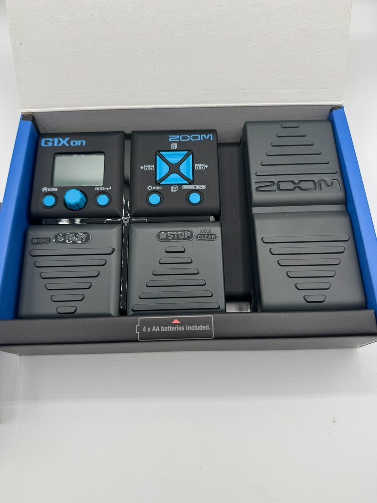 Zoom G1XON Multi Effects Guitar Pedal with Box - CLEAN