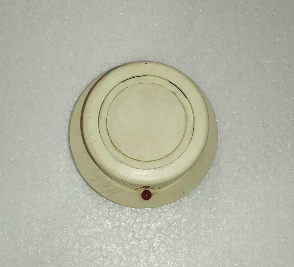 HEKATRON GMBH ORM 130/8 EN 54-7 OPTICAL SMOKE DETECTOR