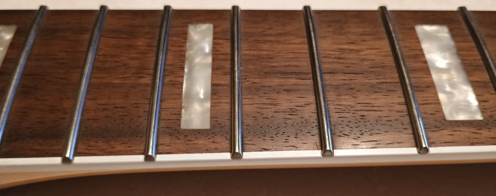 FENDER Squier Paranormal Troublemaker Telecaster Deluxe Neck Laurel Ice Blue