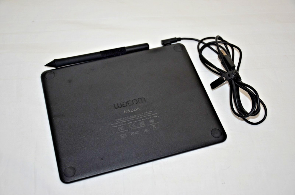Wacom Intuos CTL-4100 Small Drawing Tablet - Black
