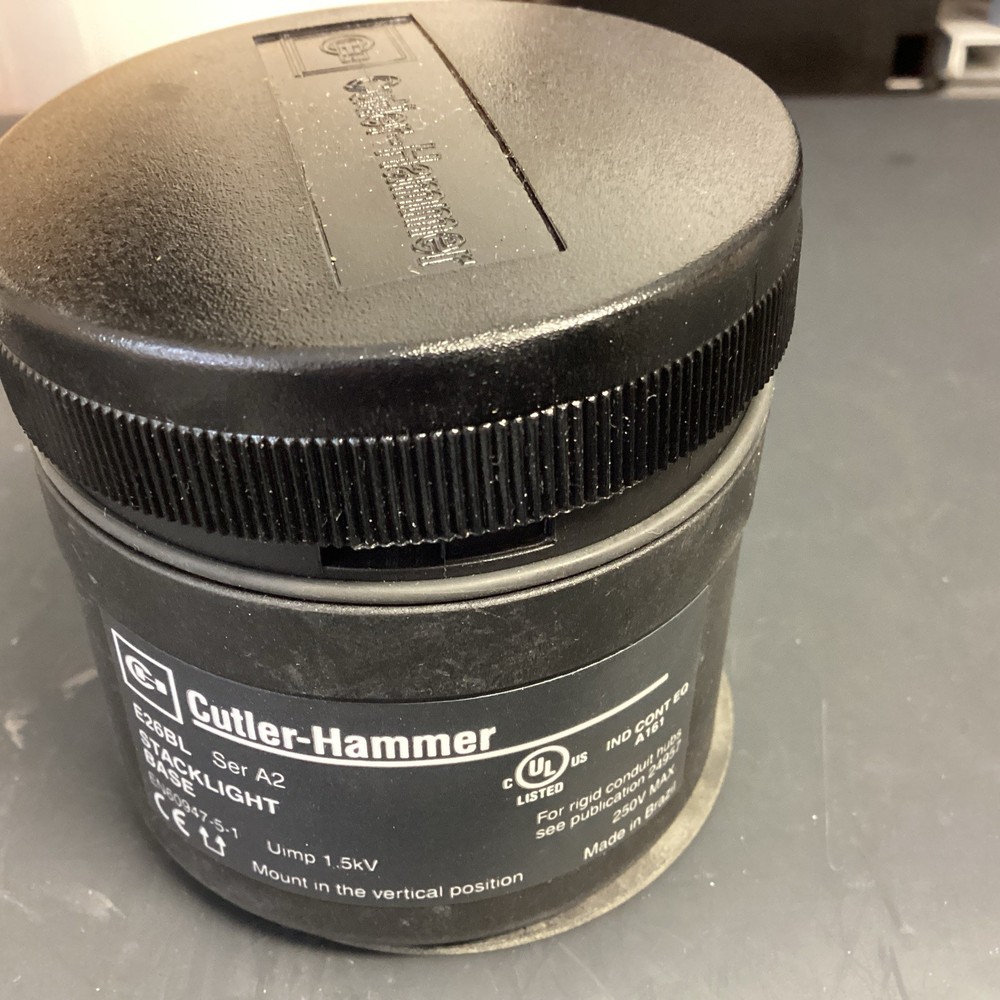 CUTLER HAMMER E26BL SER A2 STACKLIGHT BASE(LPW34I)