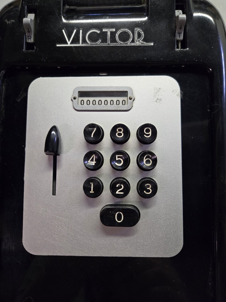 Vtg Victor Bakelite Adding Machine 7-8-0 581695 Black All Knobs/Buttons Works