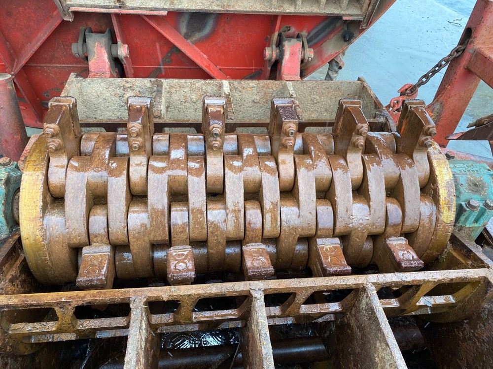 2000 Morbark 1300 Tub Grinder (READ DESCRIPTION)