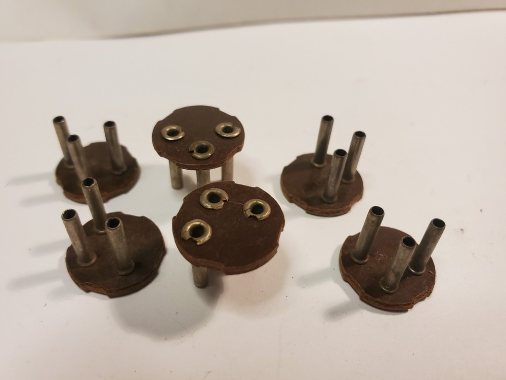 (6x) NOS vtg chassis mount 3 pin phonograph socket plug, made in USA