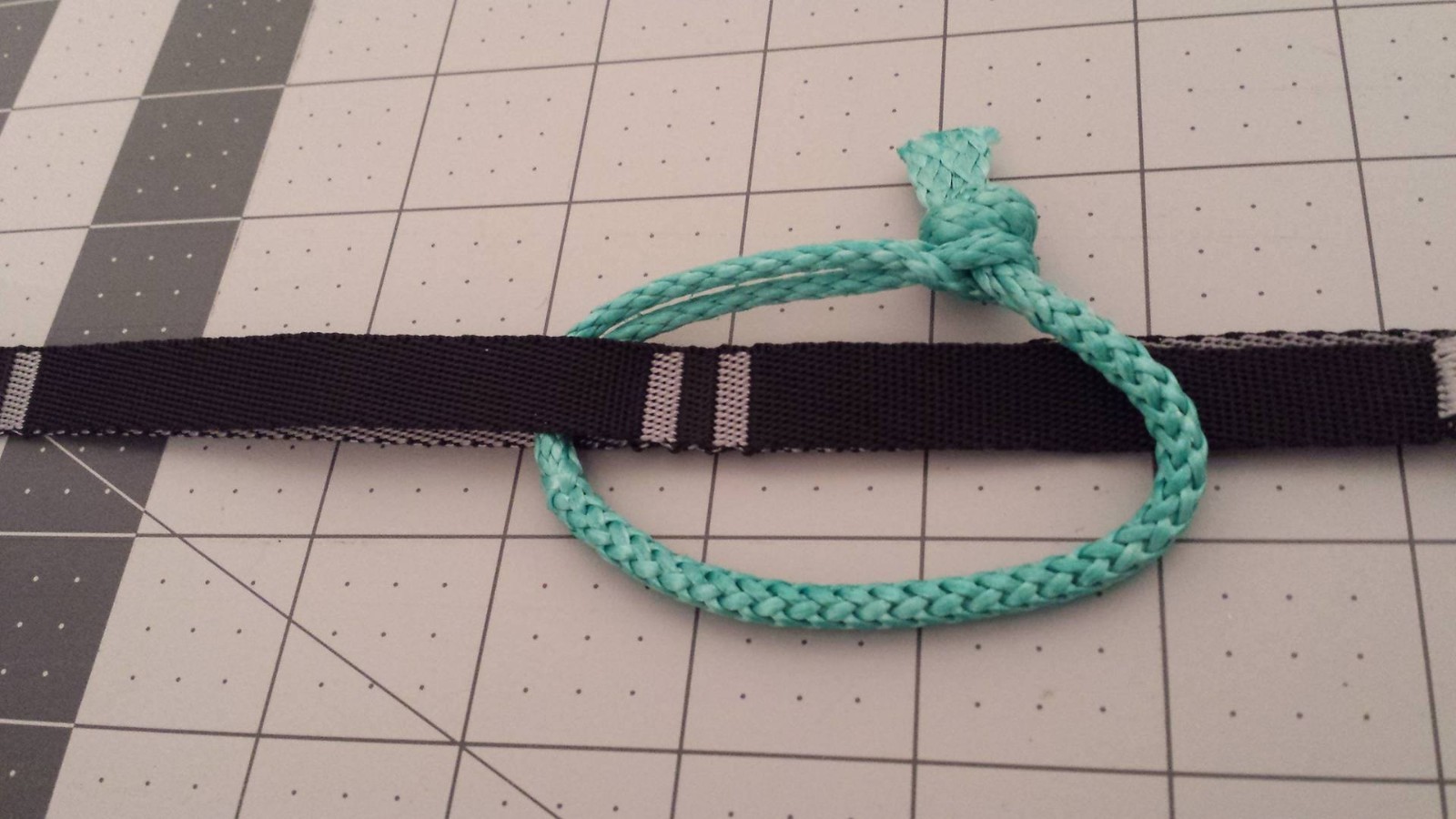 Hammock Suspension lightweight dyneema soft shackles