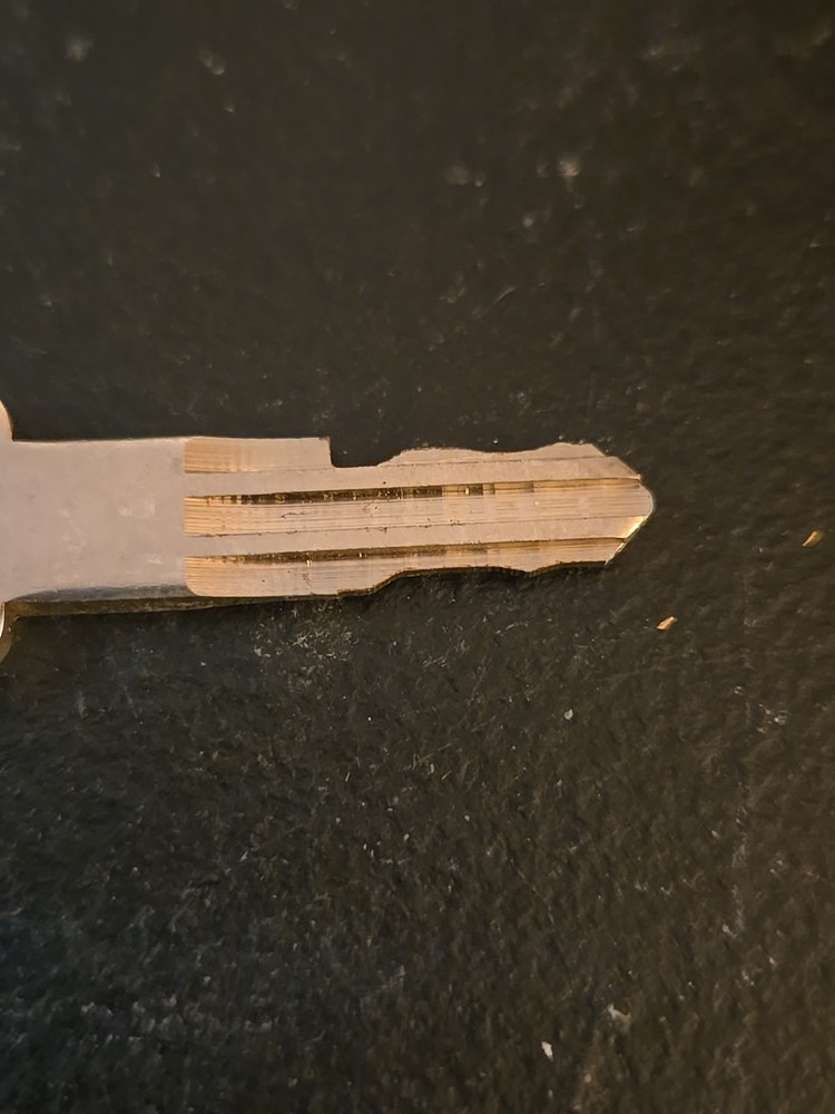 GREENWALD SENTINEL KEY CODED G2173 (3D5)