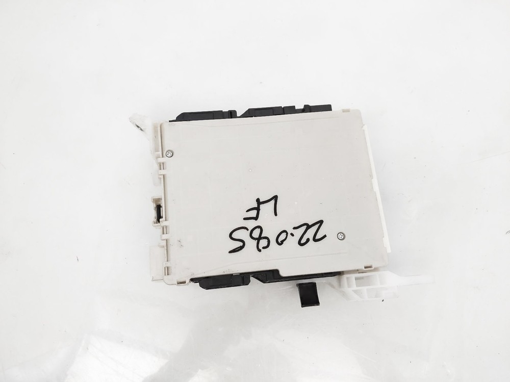 2016-2022 Toyota Prius Prime Multi Plex Network Computer Module *Cracked Clips