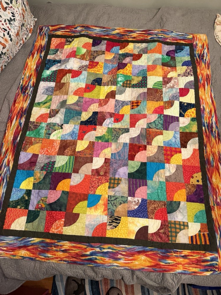Unique And Beautiful Handmade Colorful Quilt 50x40 Drunkard Path Pattern