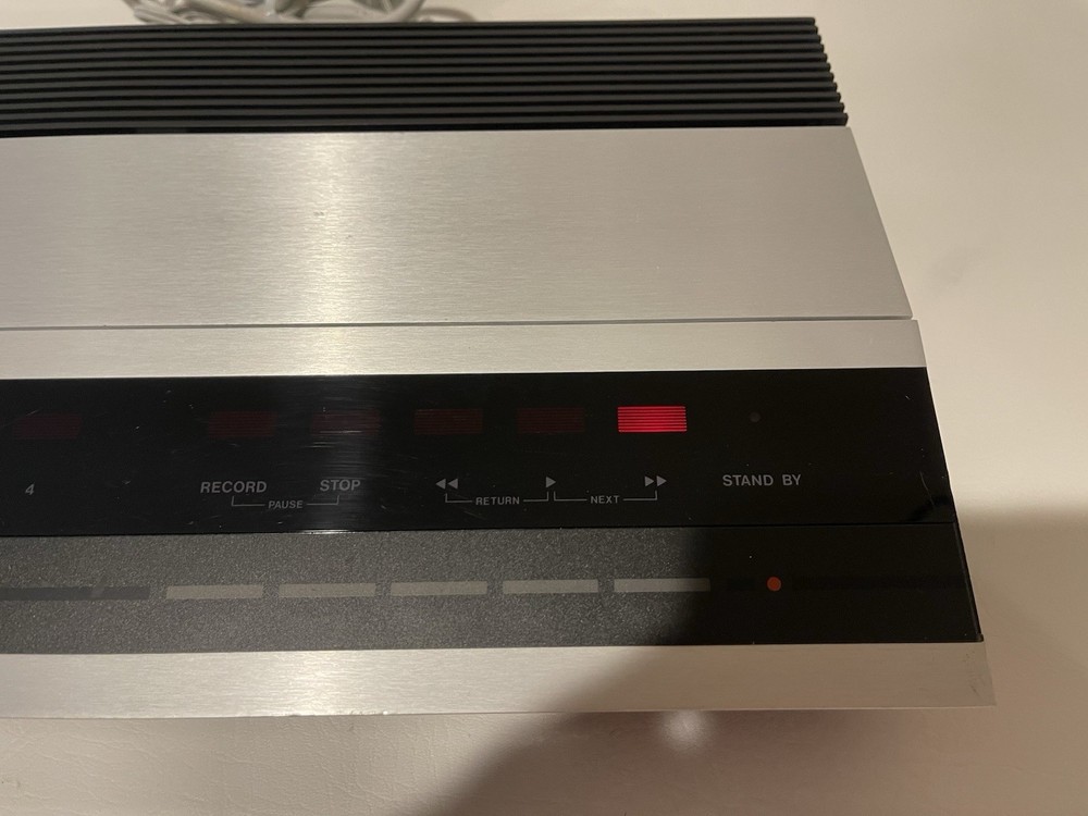 Bang & Olufsen Cassette Deck Model Beocord 2000 Type 2923 Clean - Read!