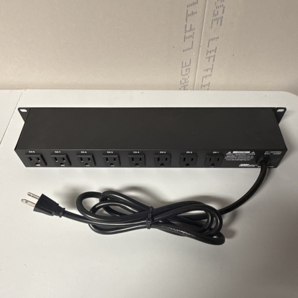 Eliminator E-107 8-Outlet Rack Mount 120V 15A Power Distribution Panel