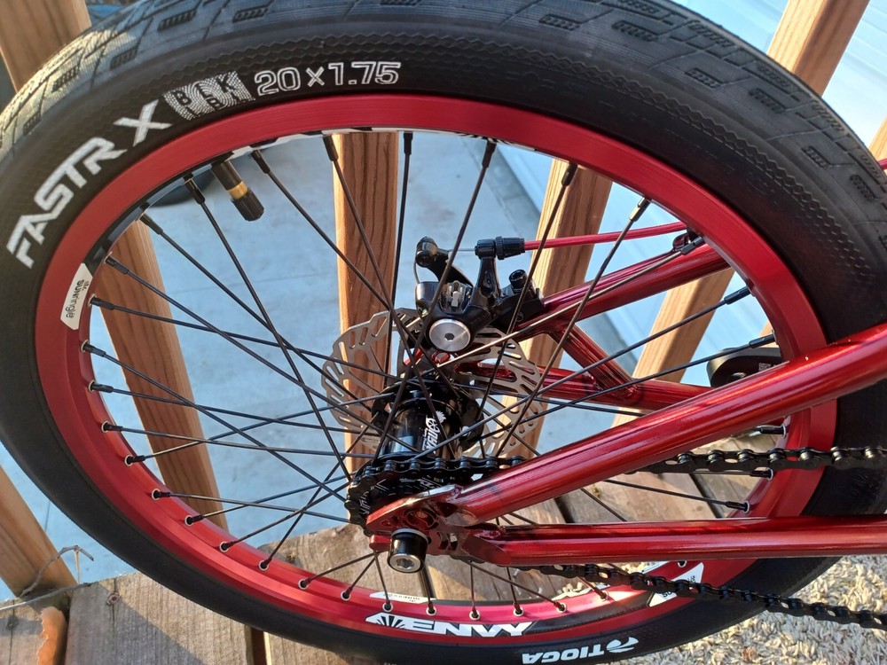 Standard Bykes 125r W/disc. 22"tt