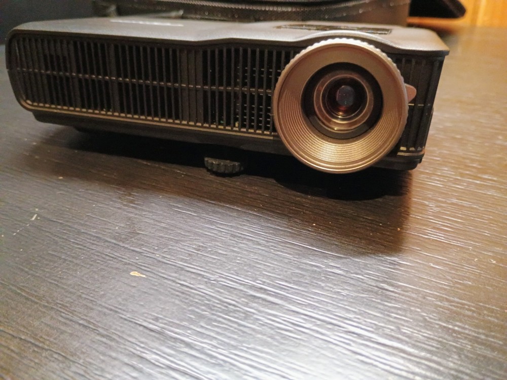 Optoma ML300 Mobile LED Projector,  Hardly Used, Original Packaging