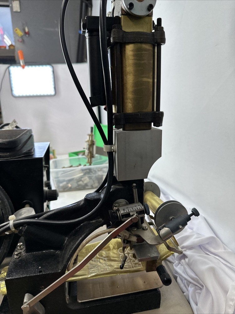 Howard Personalizer Hot Foil Stamping Embossing Machine Compressed Air + Extras