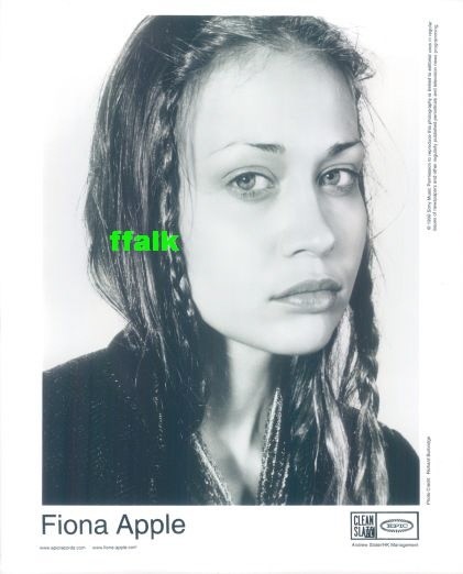 Press Photo: FIONA APPLE 8x10 B&W 1999