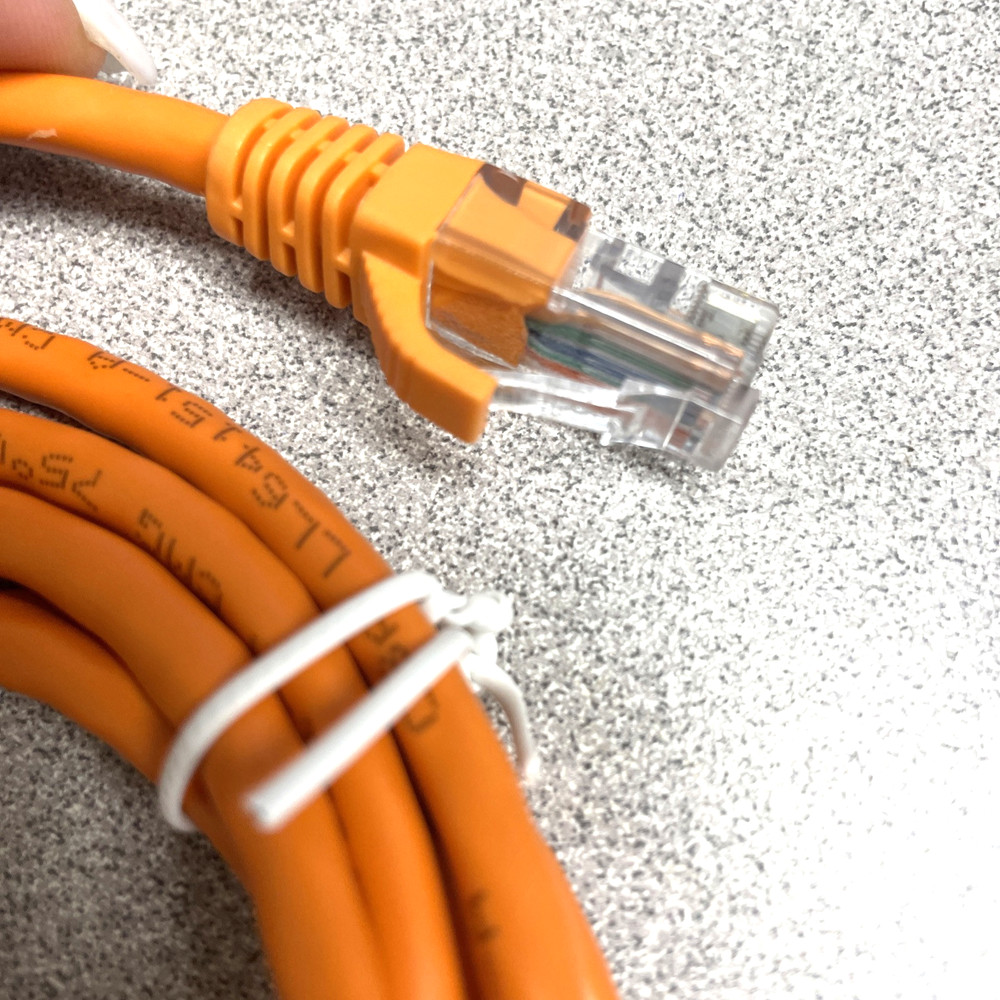 NEW LEGRAND C2G 7ft Snagless Orange Cat5e Cable