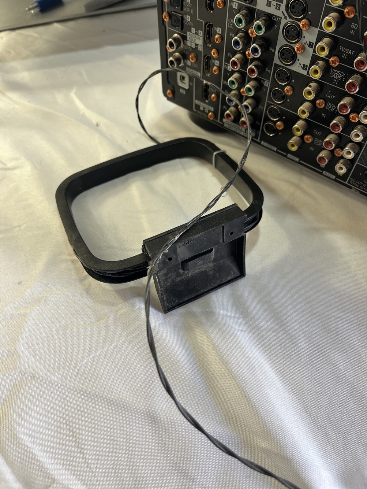 Pioneer Elite VSX-94TXH 7.1 Channel 980W Home Theater Receiver W/ Remote Bundle