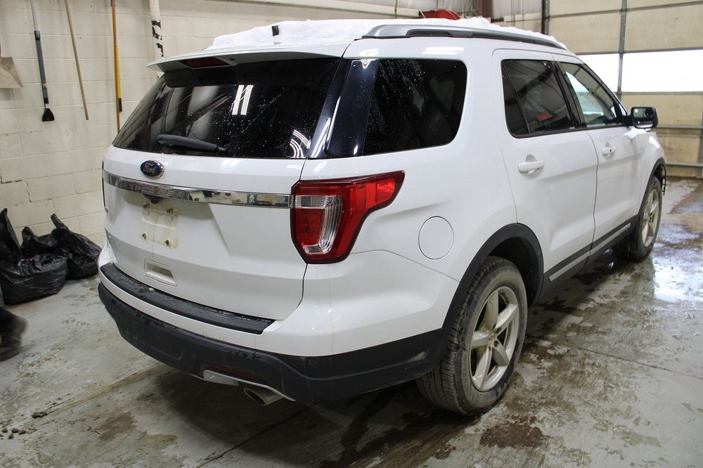 2018 Ford Explorer Info-GPS-TV Display Screen 2968432