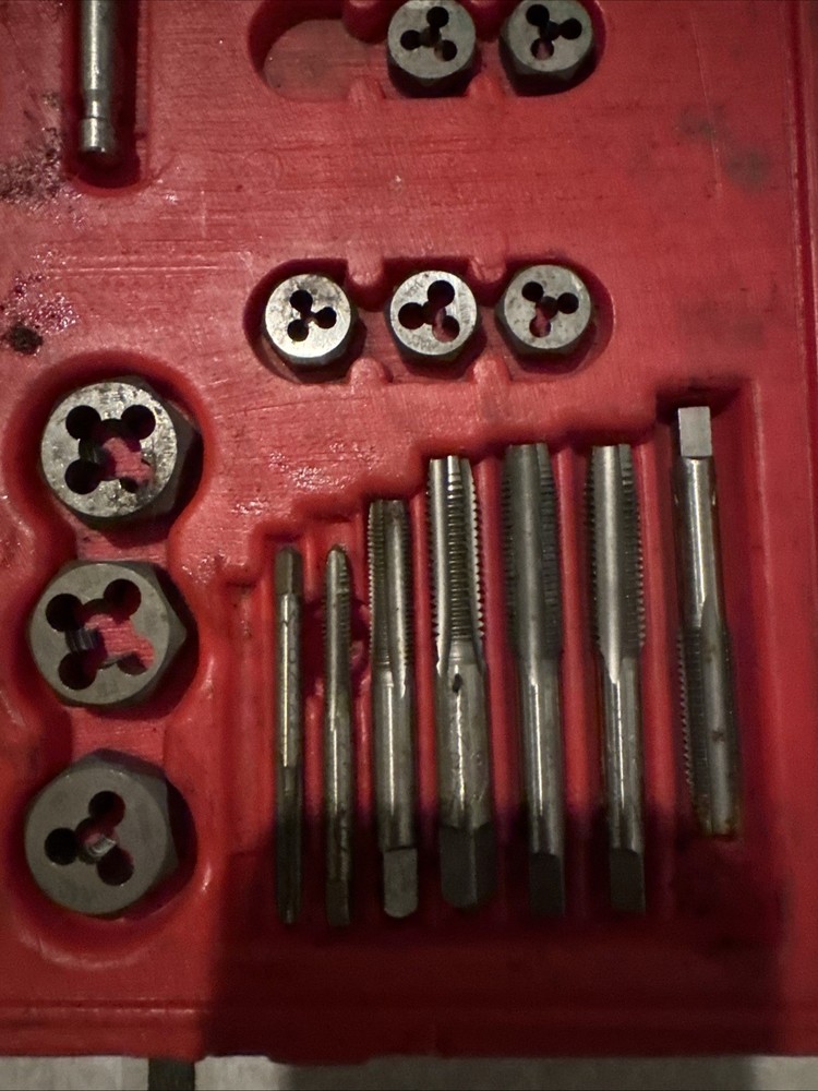 Mac Tools Tap and Die Tool Set with Case - PARTS ARE MISSING