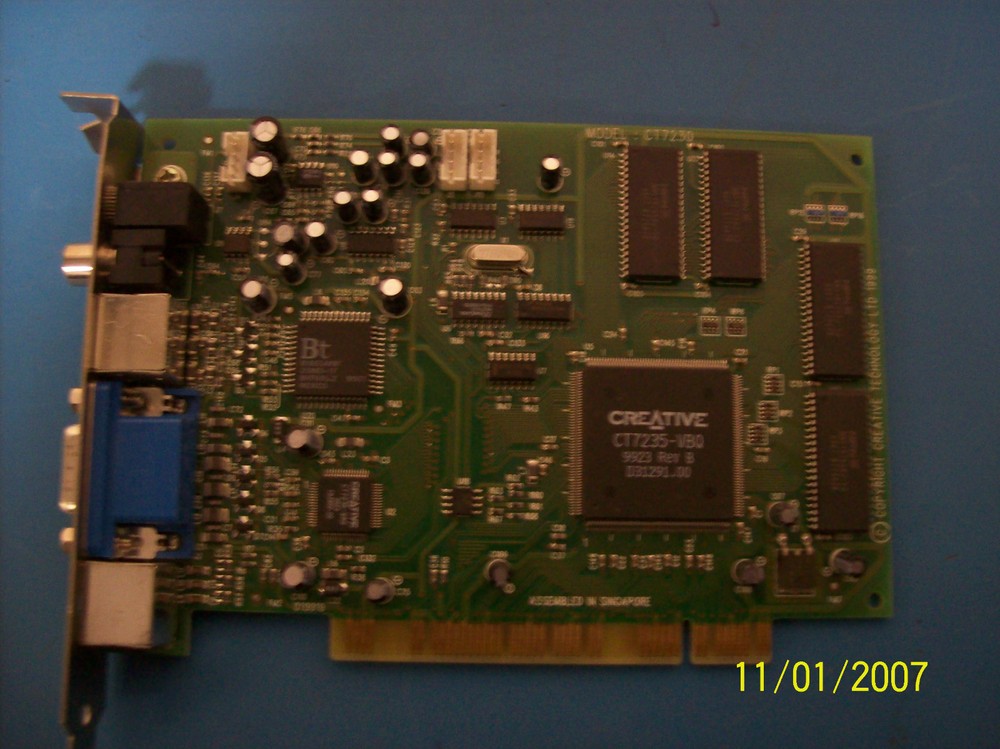 CREATIVE LABS CT230 SOUND CARD