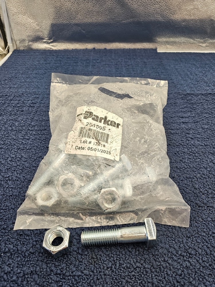 Parker 201595 Valve Flange Bolt Pack Assembly