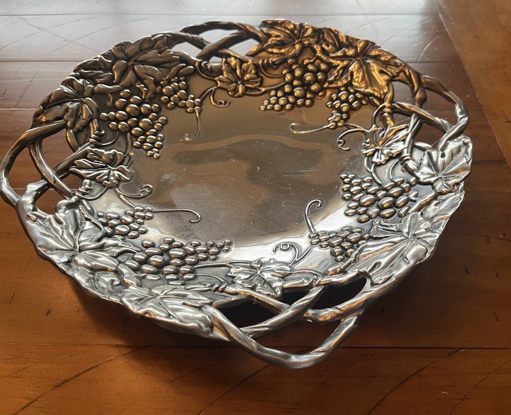 Vintage Godinger Silver Art Decorative Silver-Plated Plate with Grapevine Design