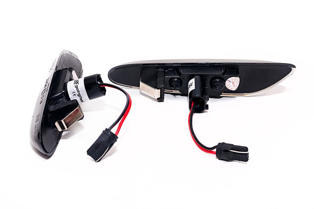 Sequential Smoked LED Fender Side Marker Lights For BMW E46 E60 E61 E81 E82 E88