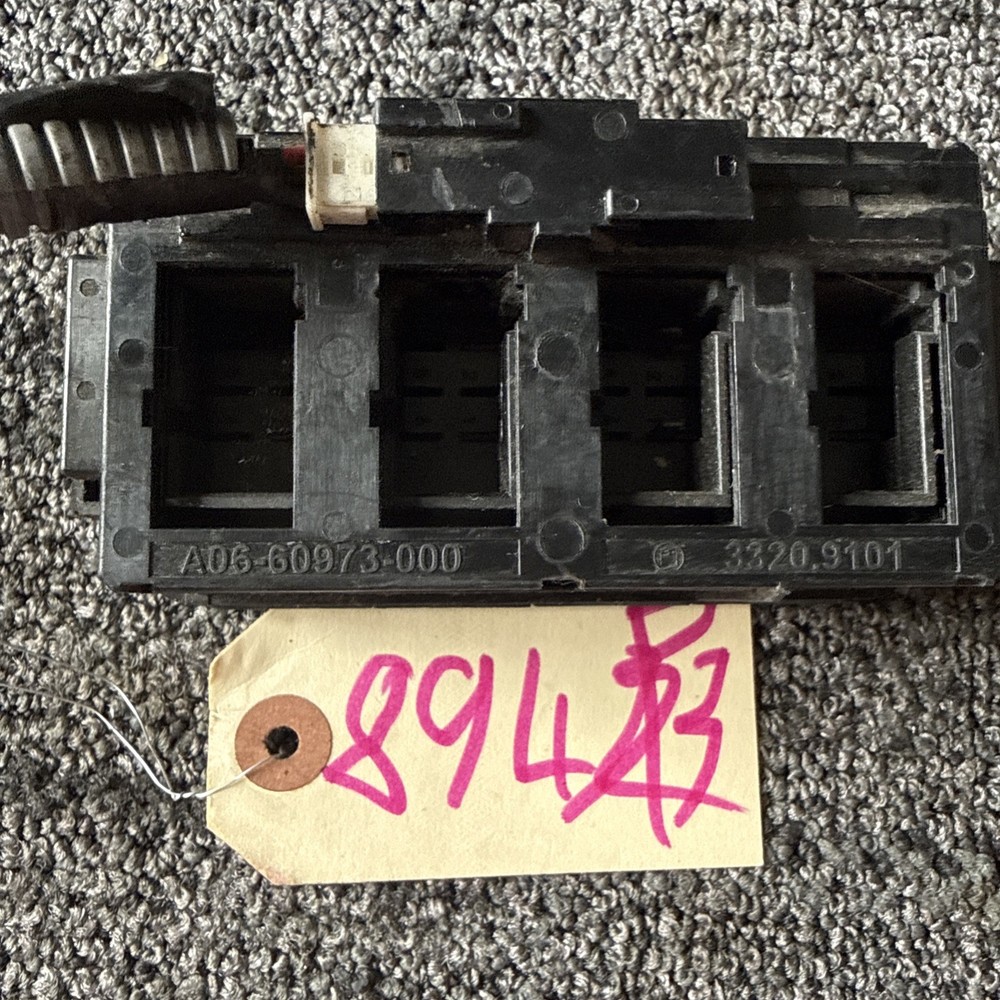 Freightliner Cascadia Dash switch- P/N: A06-60973-000