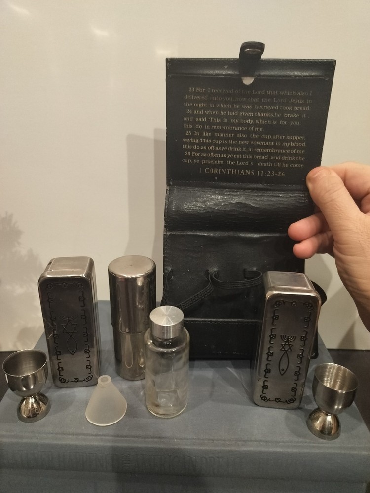Portable Communion Set; Hebraic/Messianic Engraved; Leather Carry Case; EUC!