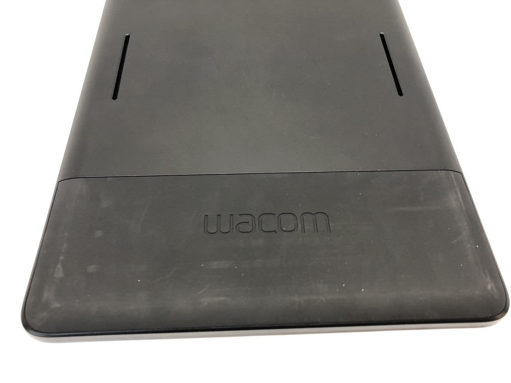 WACOM CINTIQ 13HD CREATIVE DISPLAY DRAWING TABLET, TESTED WORKING TABLET ONLY