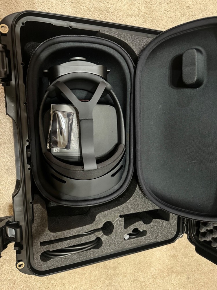 Puttview AR Putting Glasses (Software Subscription Included)