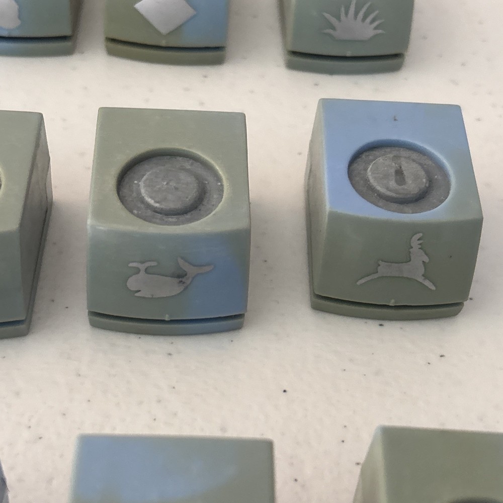 Interchangeable Punch- 12 Punches & Handheld Punch