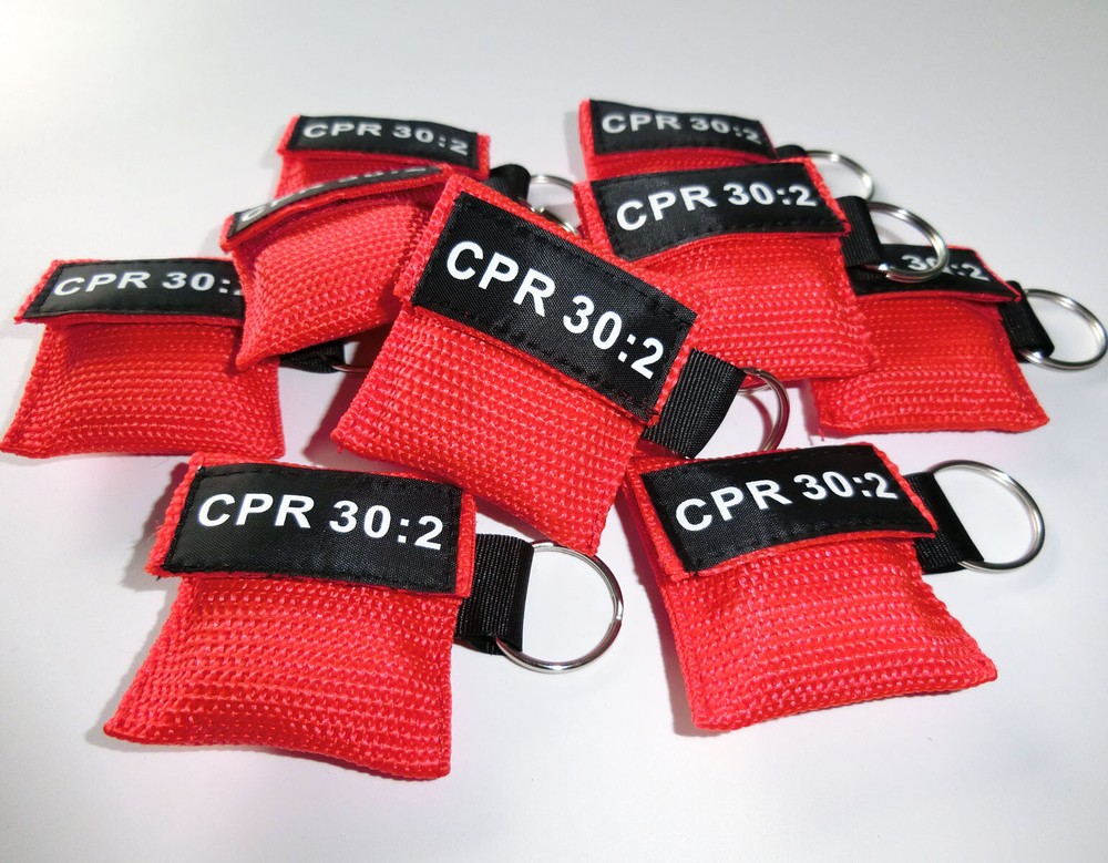 200 pcs First Aid CPR Mask CPR Face Shield  CPR 30:2 Training Red