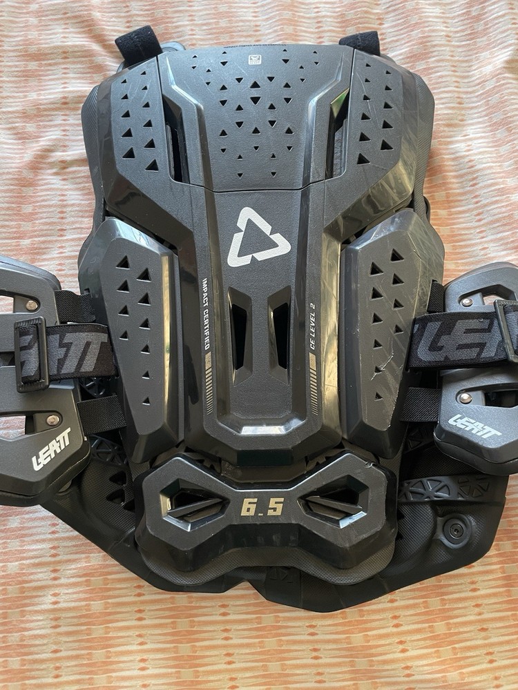 Leatt 6.5 Body Protector