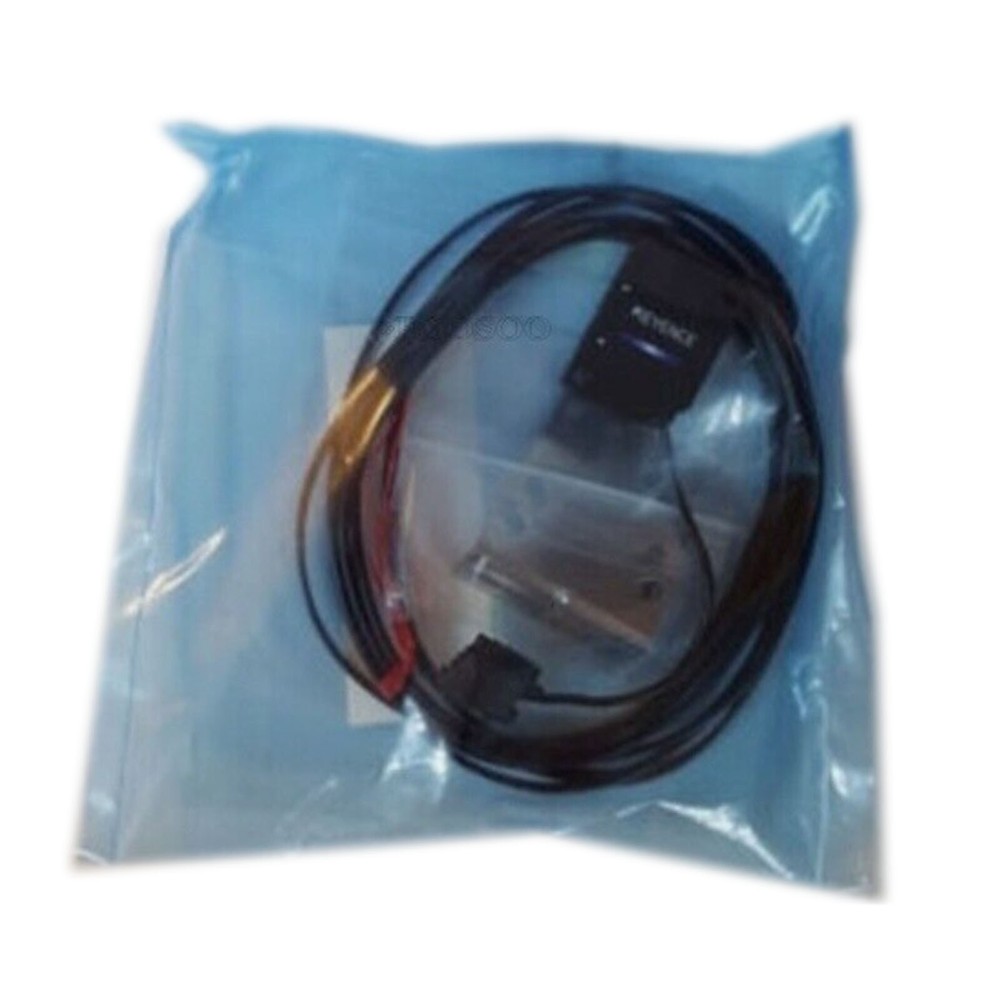 1PC Keyence CZ-H52 CZH52 Sensor New