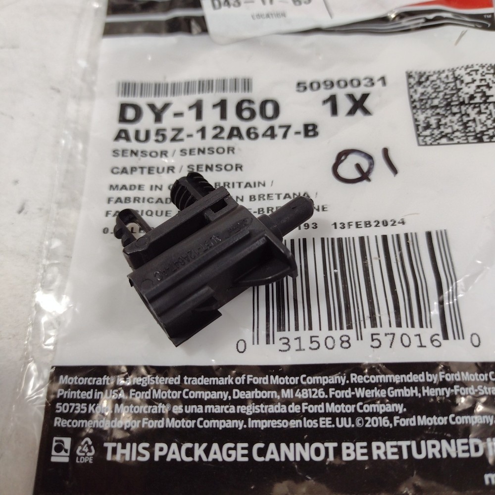 Ambient Air Temperature Sensor Motorcraft DY1160
