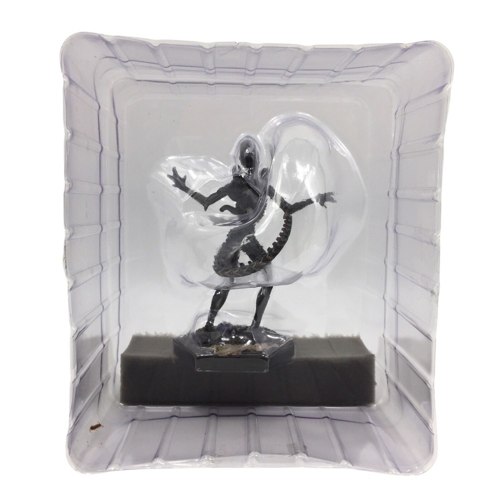 Xenomorph The Alien & Predator Figurine Collection 2016 Eaglemoss w/ Box