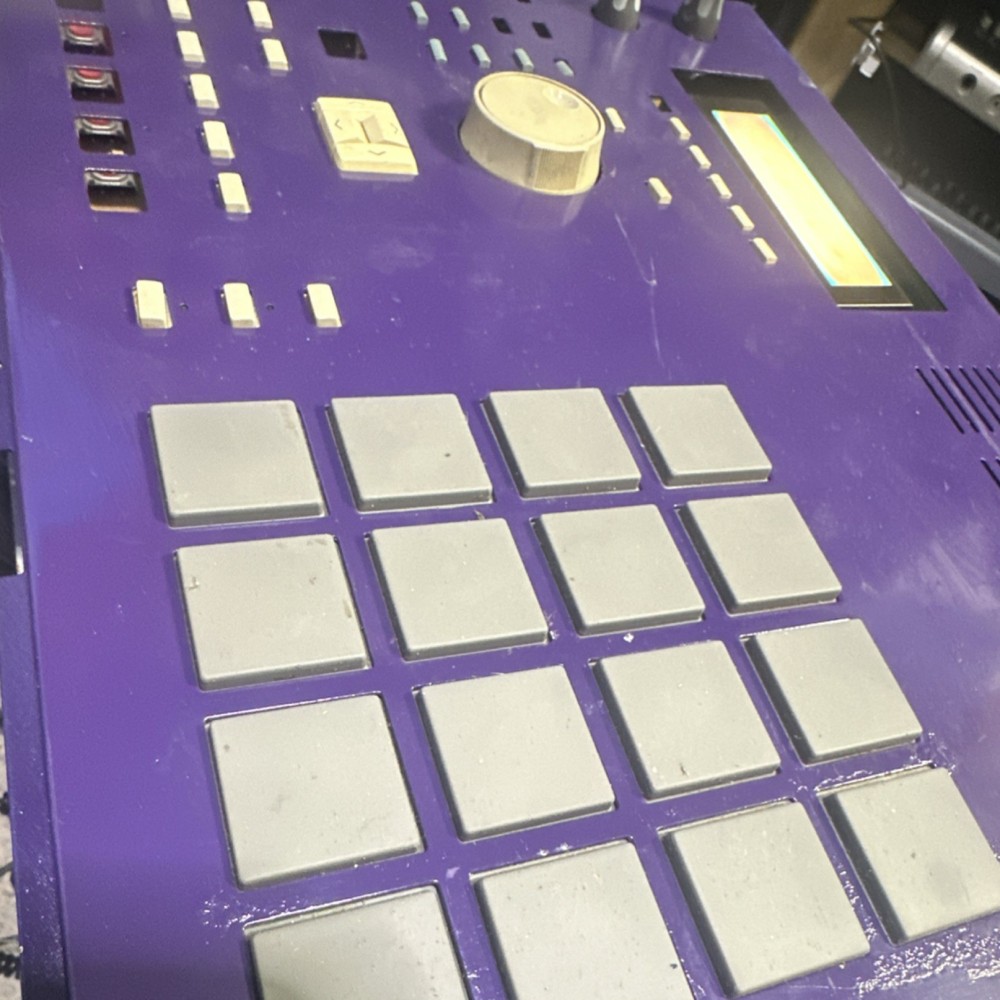 Akai Mpc2000 Sampler & Sequencer Purple 16 Pads