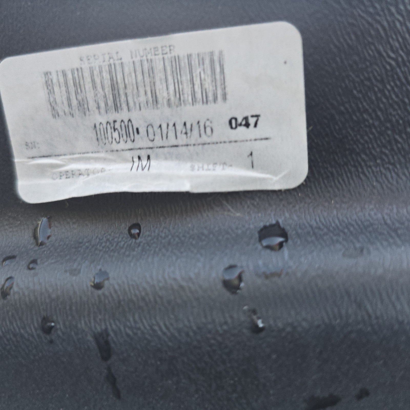 Thule Roundtrip Transition Hard Bike Travel Case - lightly used, straps, wheels