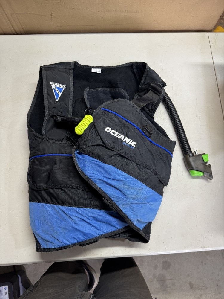 Oceanic Bioflex BCD Size M