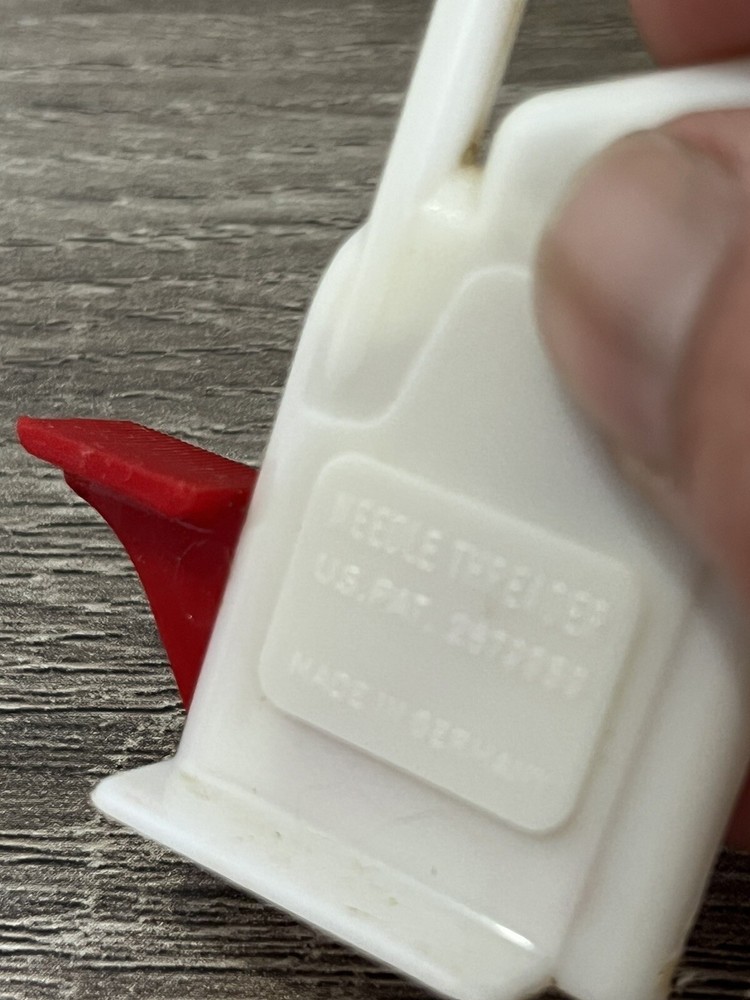 Vintage Witch Automatic Needle Threader made in Western Germany