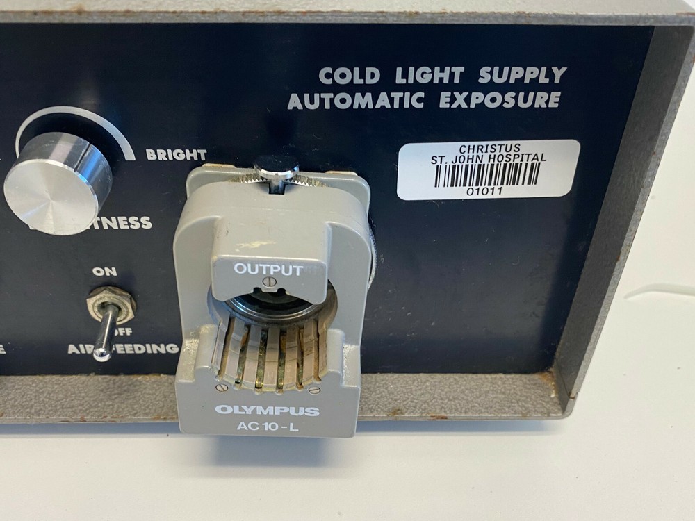 Olympus Optical CLE-4U Auto Exposure Cold Light Supply